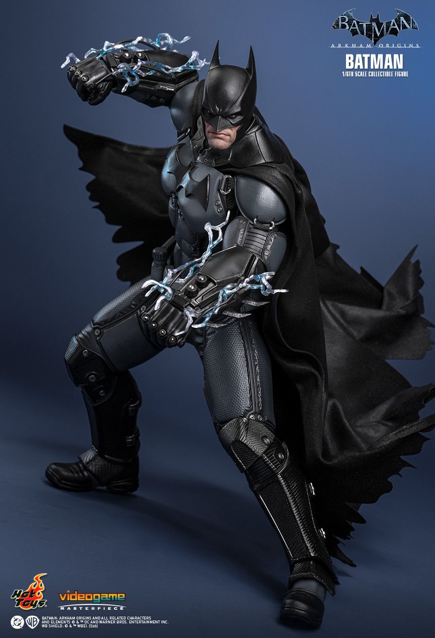Batman (Arkham Origins) Sixth Scale Figure By Hot Toys
