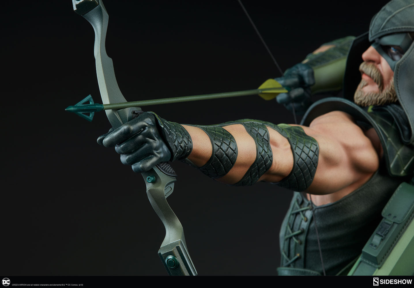 Green Arrow Premium Format Figure by Sideshow Collectibles