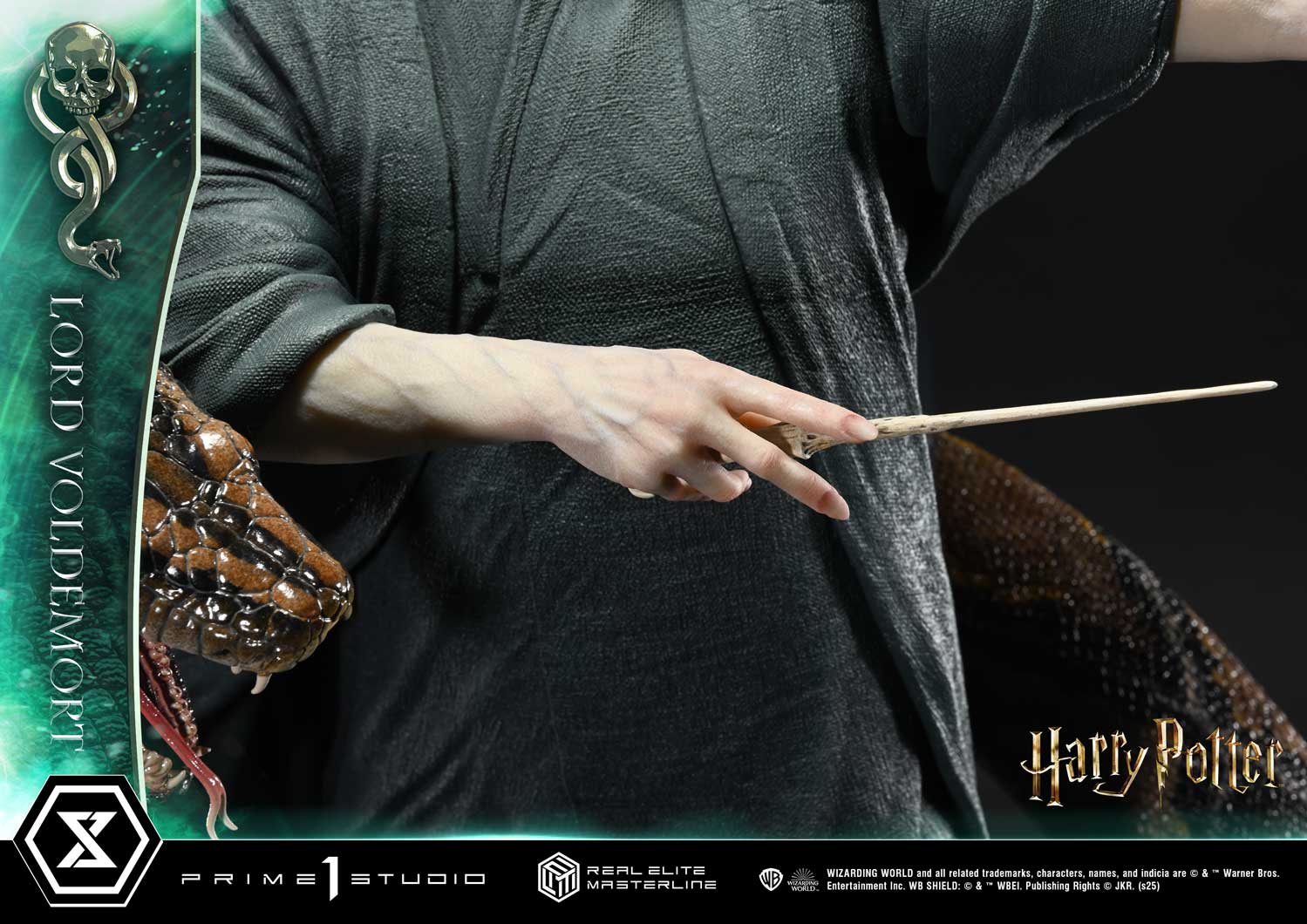 Lord Voldemort (Harry Potter Film) Bonus version 1/4 statue by Prime 1 Studios