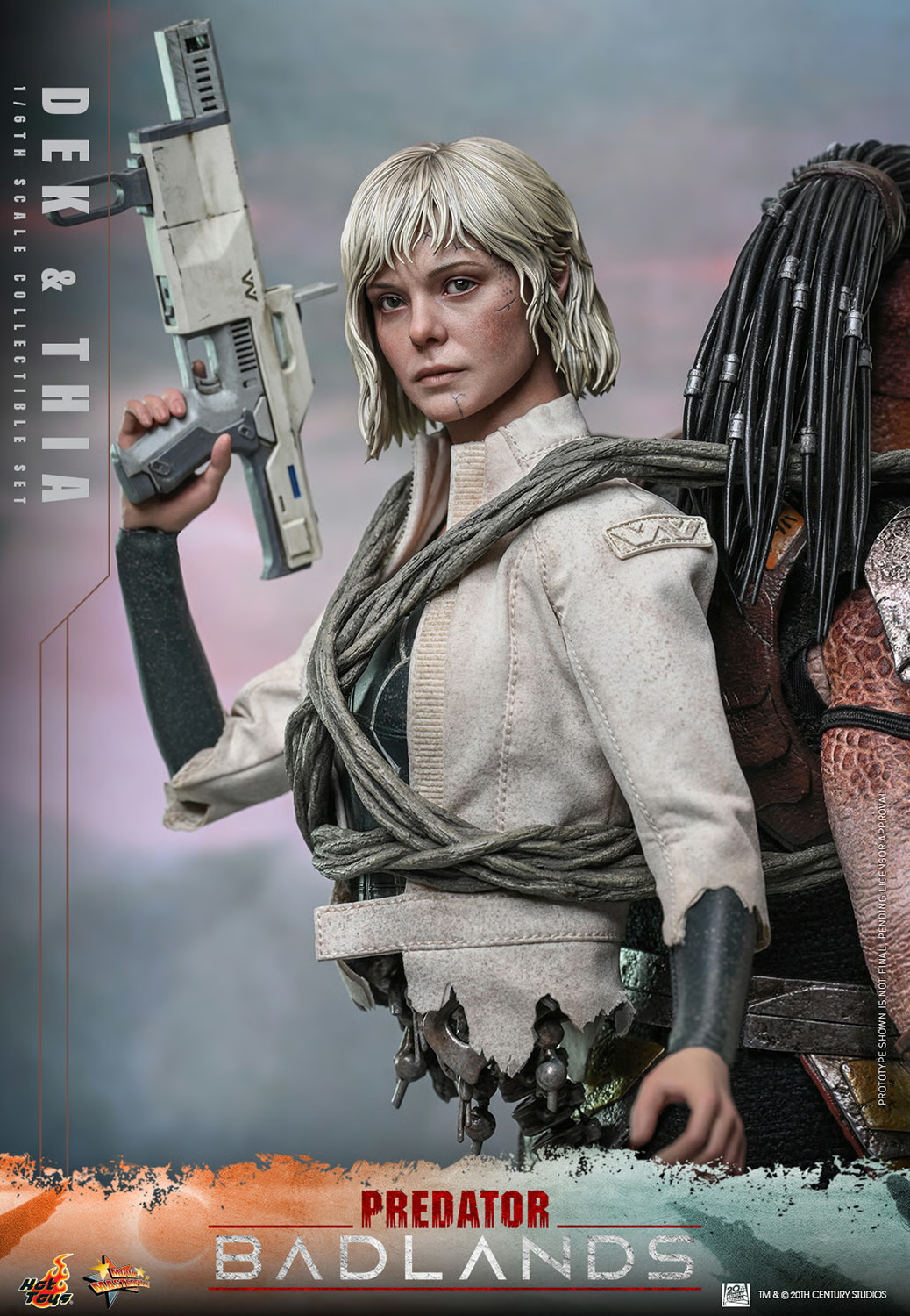 Dek and Thia Sixth Scale Figure Set by Hot Toys