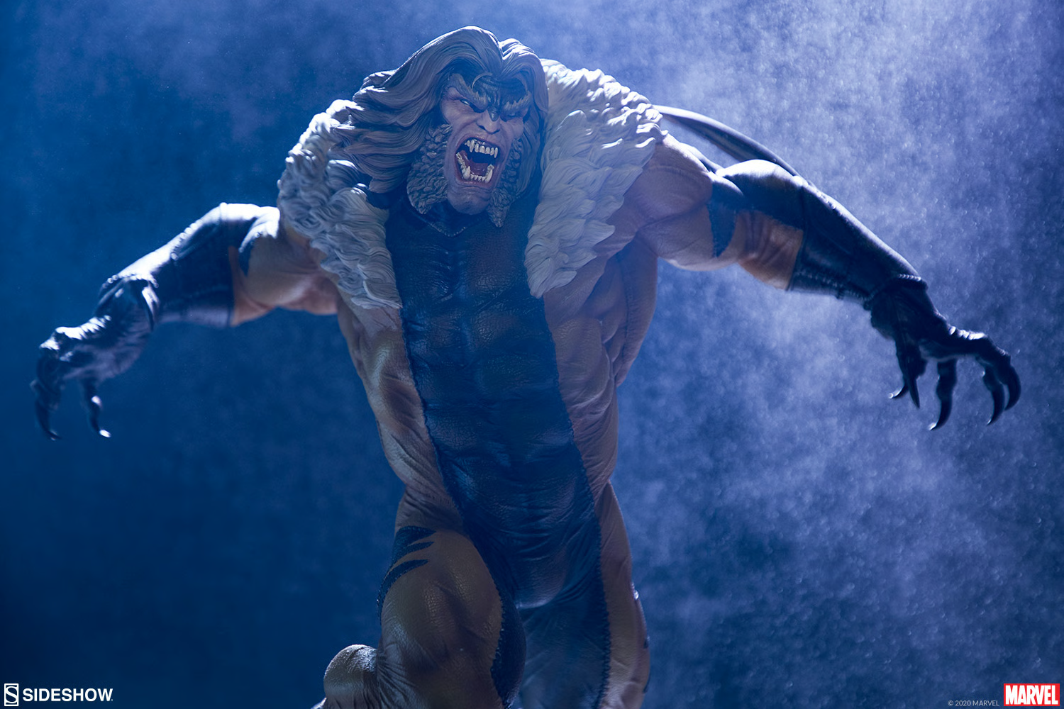 Sabretooth Premium Format Figure by Sideshow Collectibles