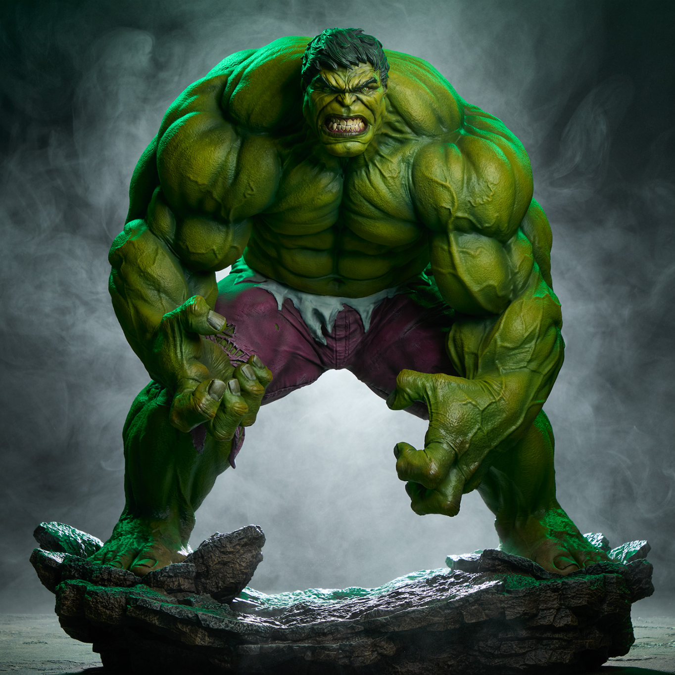 Hulk Premium Format Statue by Sideshow Collectibles