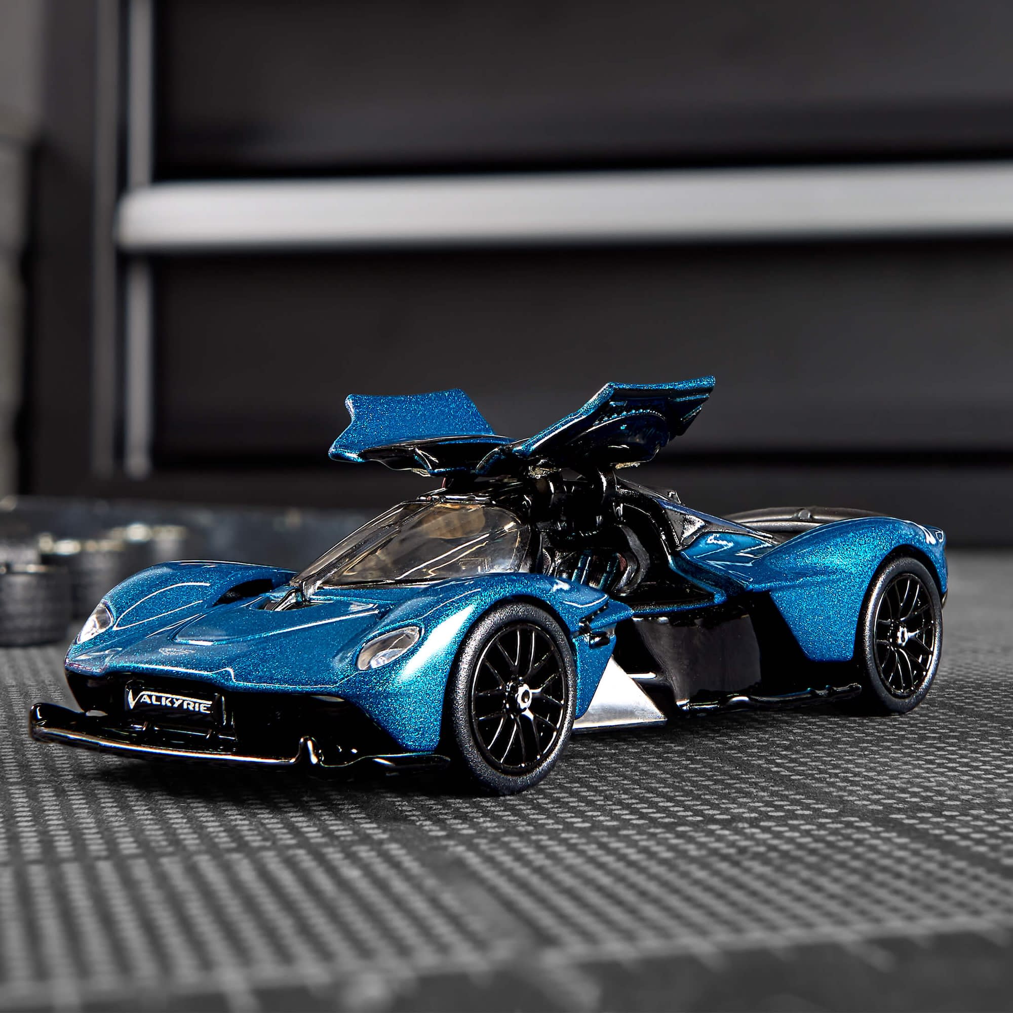 Hot Wheels Elite 64 Aston Martin Valkyrie Creations Exclusive