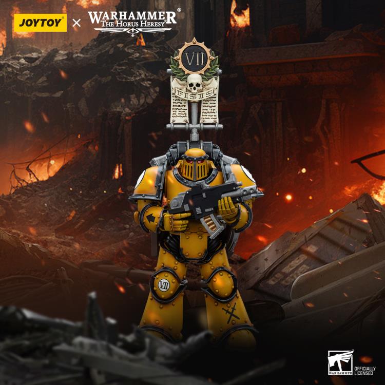 Warhammer: The Horus Heresy Imperial Fists Legion MkIII Tactical Squad Legionary with Legion Vexilla 1/18 Scale Action Figure