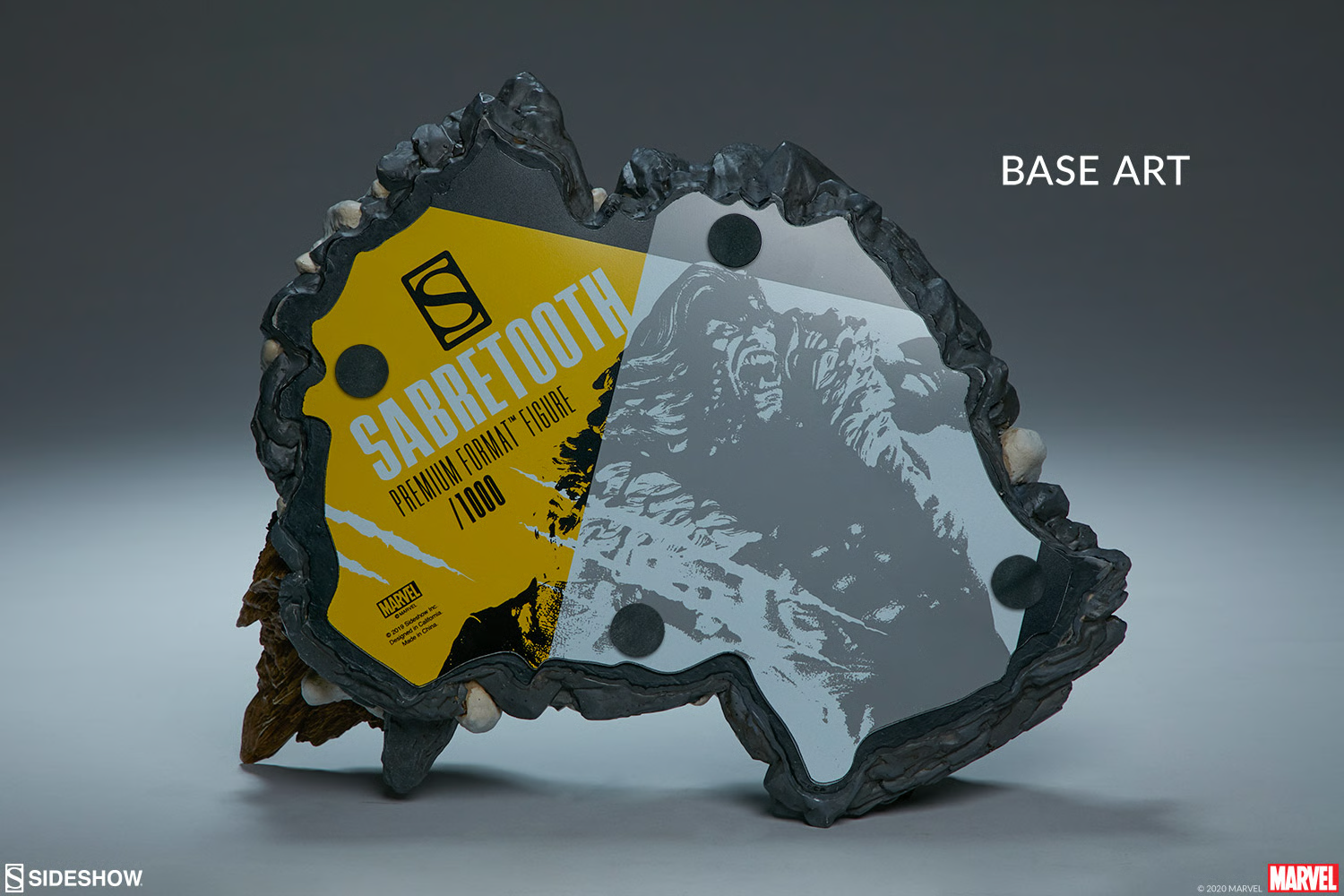 Sabretooth Premium Format Figure by Sideshow Collectibles