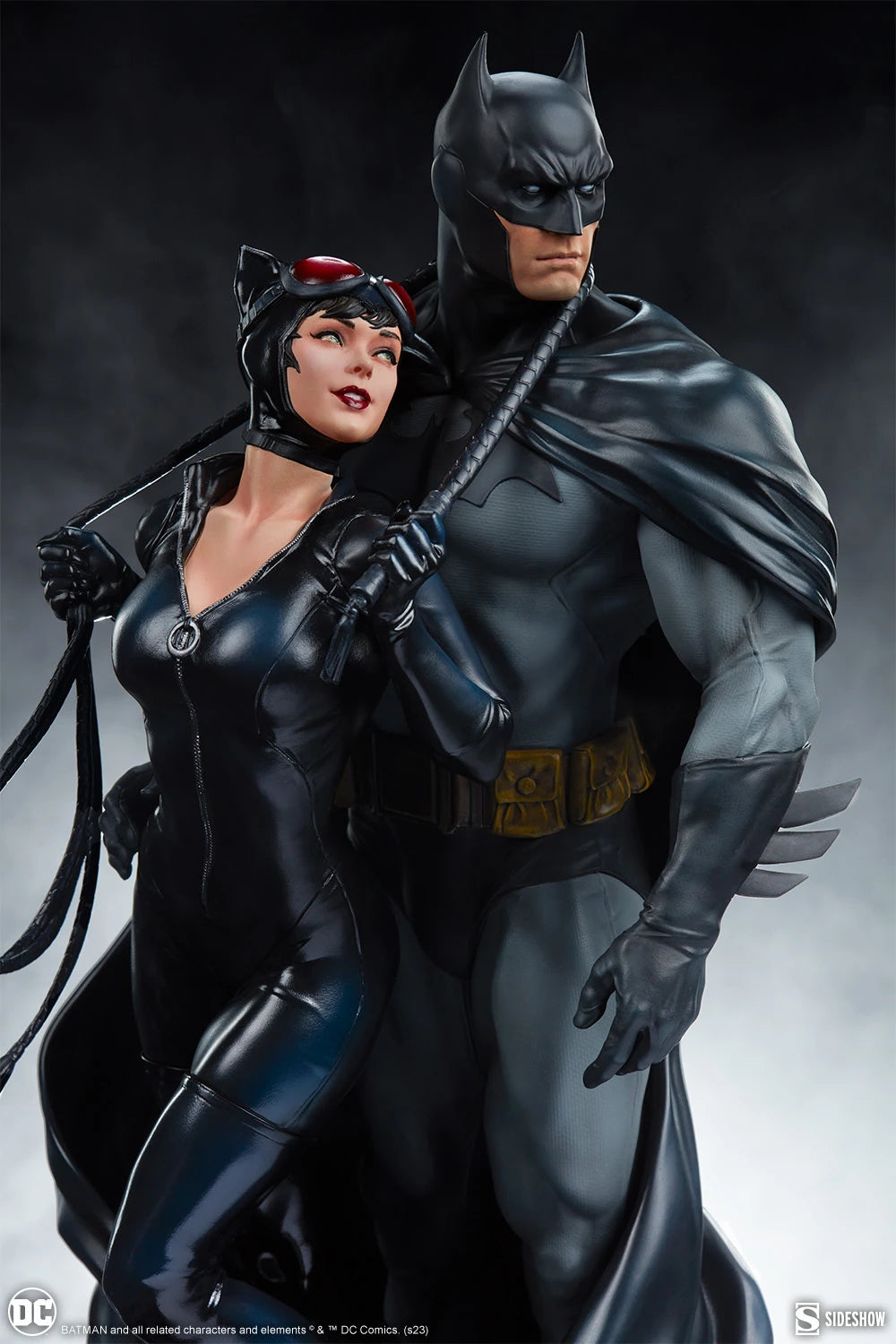 Batman and Catwoman Diorama By Sideshow