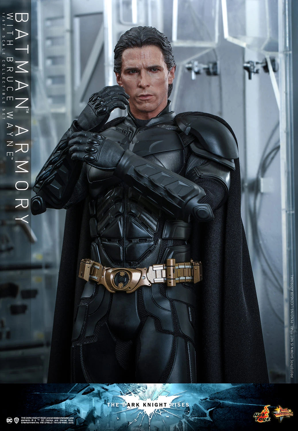 BATMAN ARMORY WITH BRUCE WAYNE Set by Hot Toys