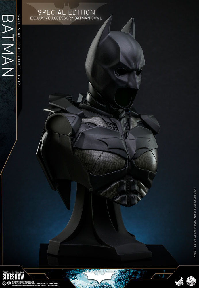 Batman (The Dark Knight) Quarter Scale Special Edition Collectible Figure by Hot Toys
