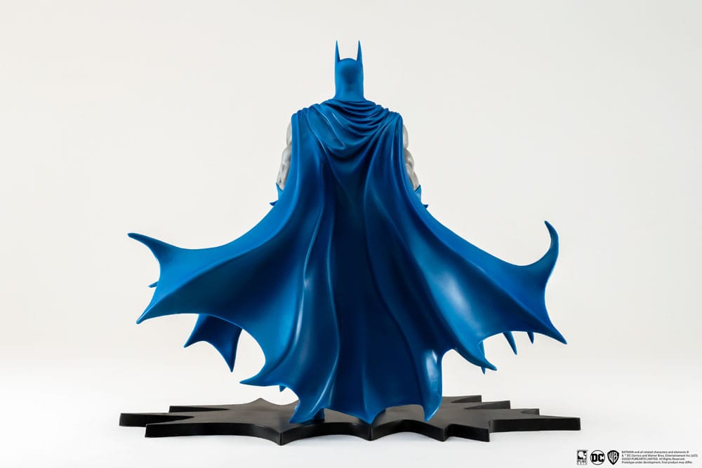 DC Comics Batman (Classic Ver.) 1/8 Scale PX Previews Exclusive Statue
