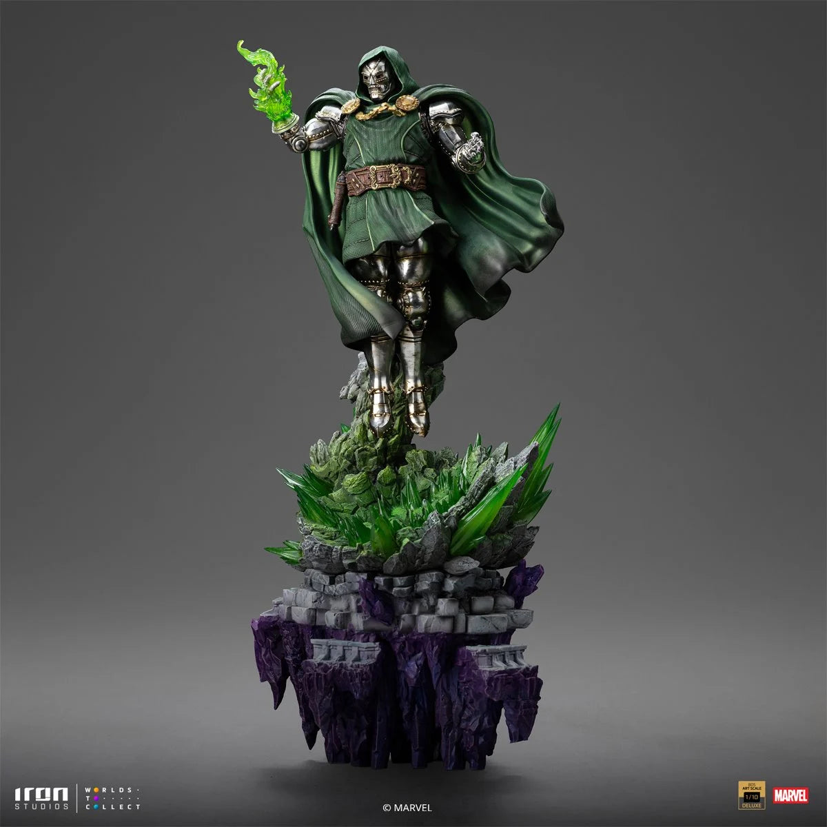 Doctor Doom Infinity Gauntlet Battle Diorama Deluxe Statue