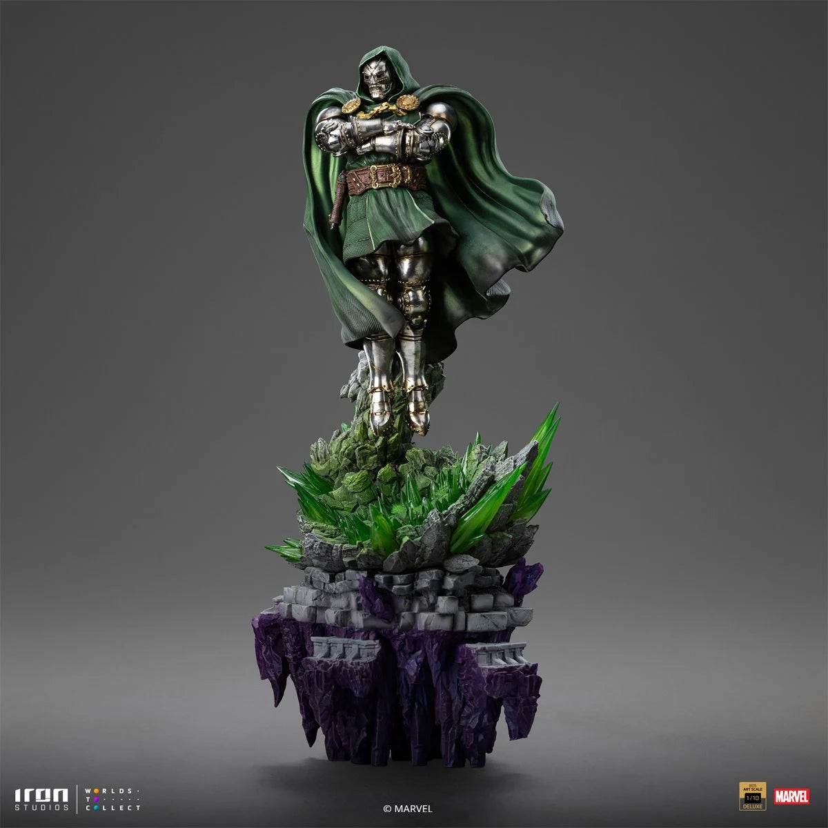 Doctor Doom Infinity Gauntlet Battle Diorama Deluxe Statue