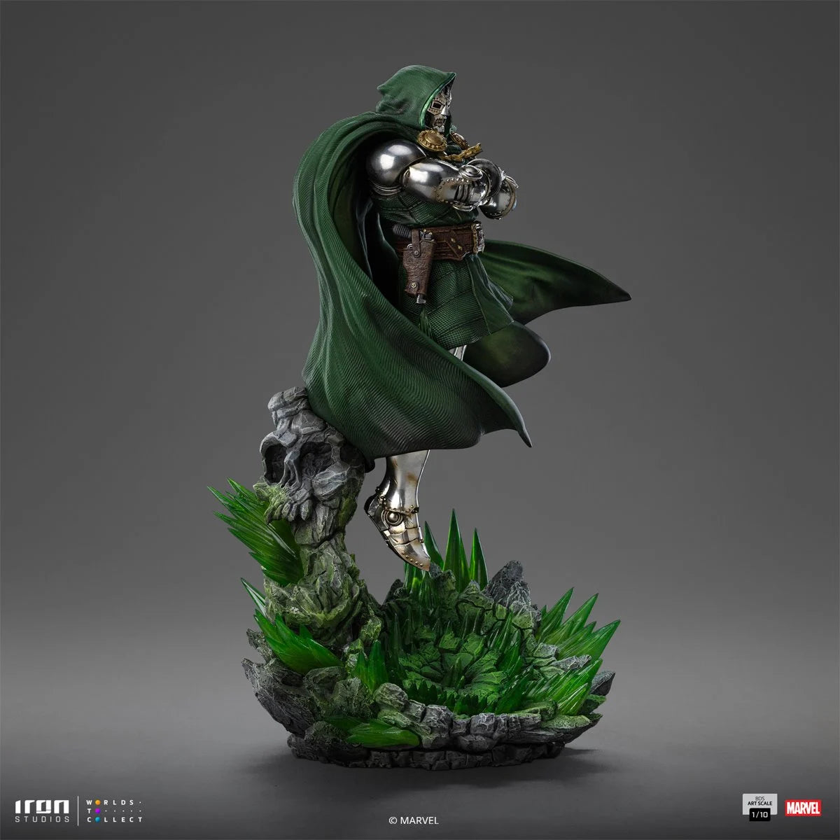 Doctor Doom Infinity Gauntlet Battle Diorama Statue