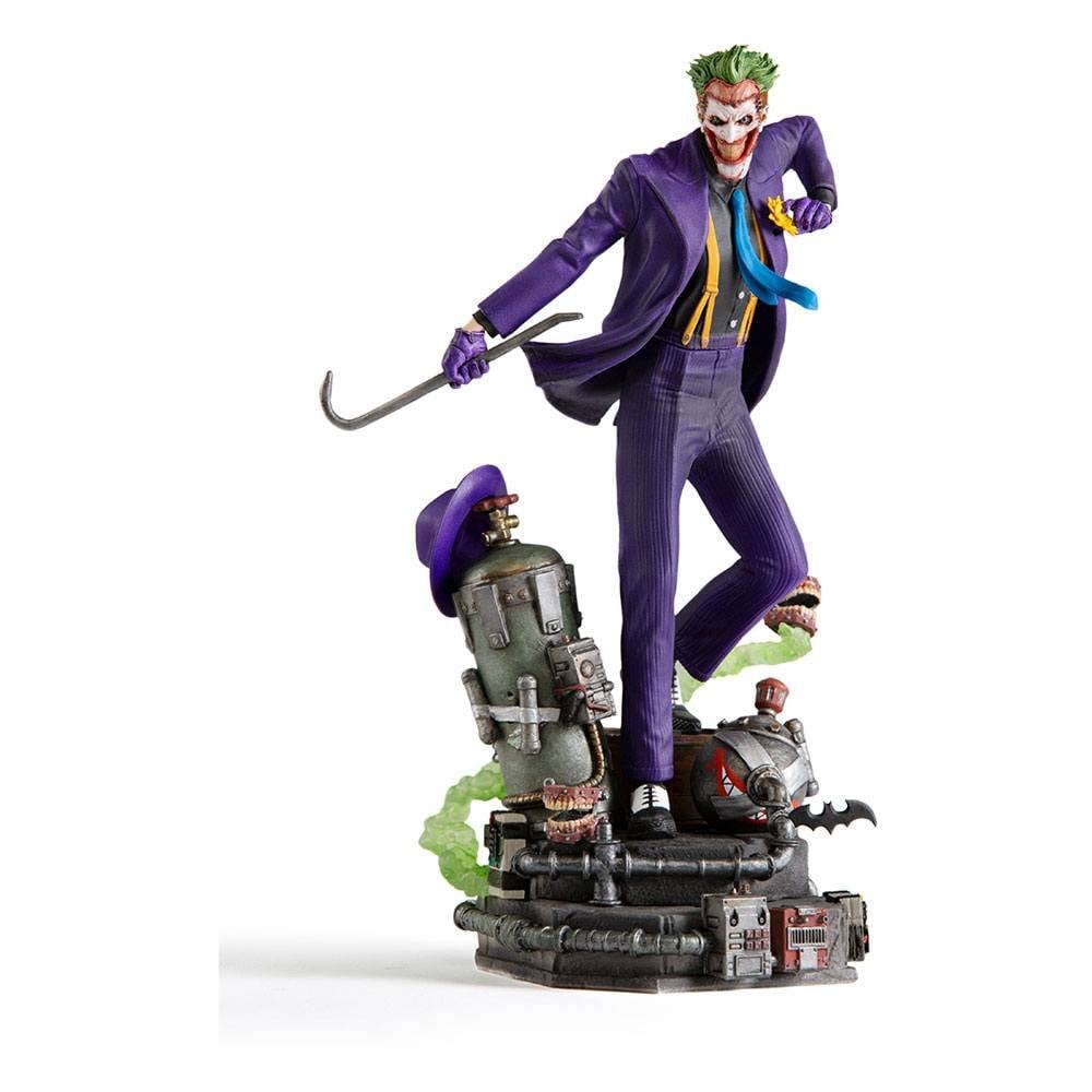 The Joker Deluxe 1:10 Scale Statue by Iron Studios