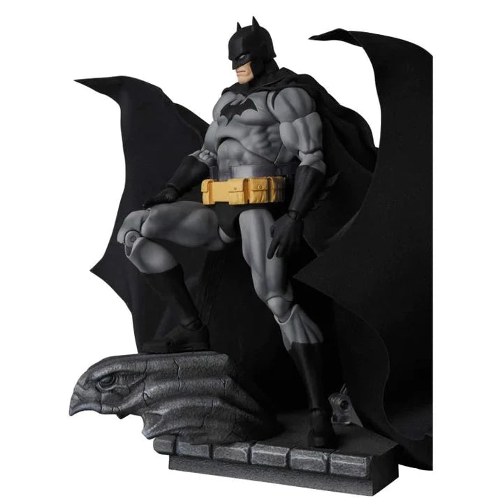 Batman Hush No 126 Batman Black Version By Mafex