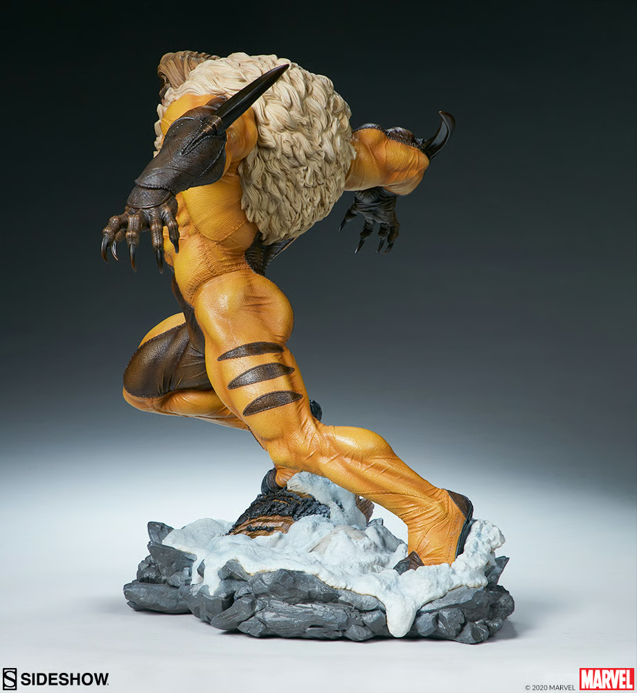 Sabretooth Premium Format Figure by Sideshow Collectibles