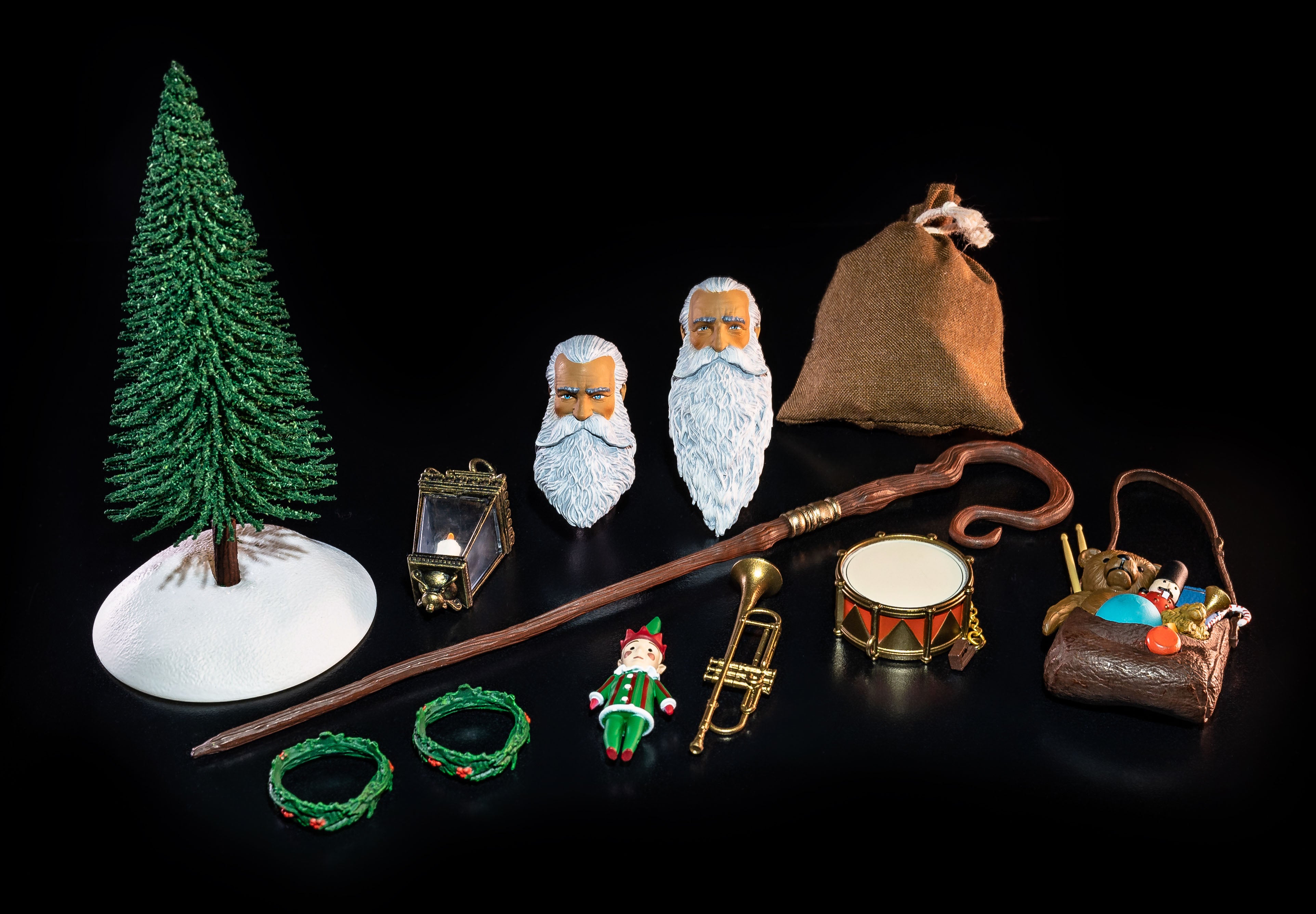 Figura Obscura: Father Christmas figure