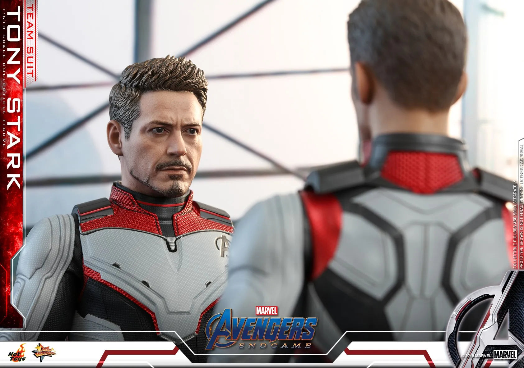 Tony Stark in Team Suit 1/6th Scale Hot Toys