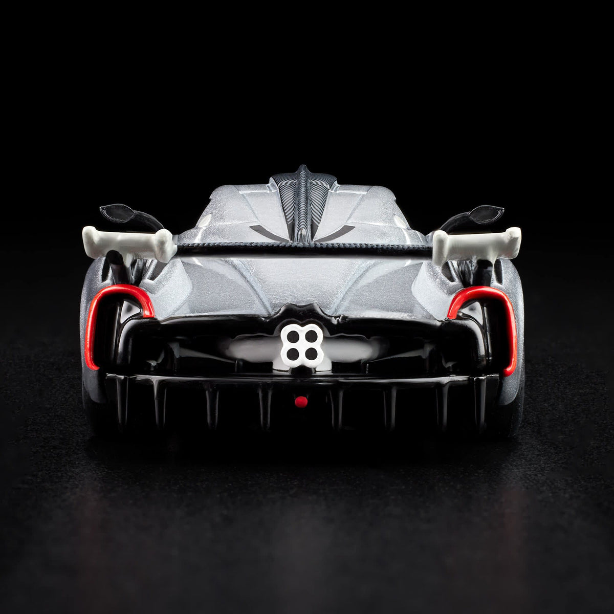 Hot Wheels RLC Exclusive ’21 Pagani Huayra R (Pearl Silver)