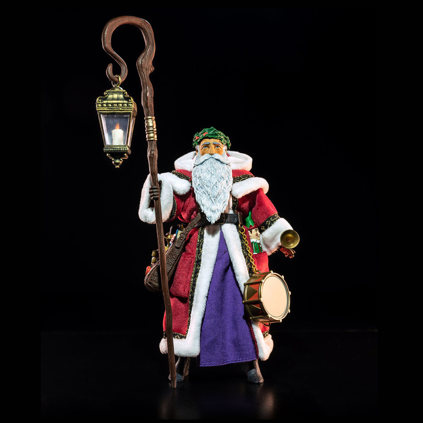 Figura Obscura: Father Christmas figure