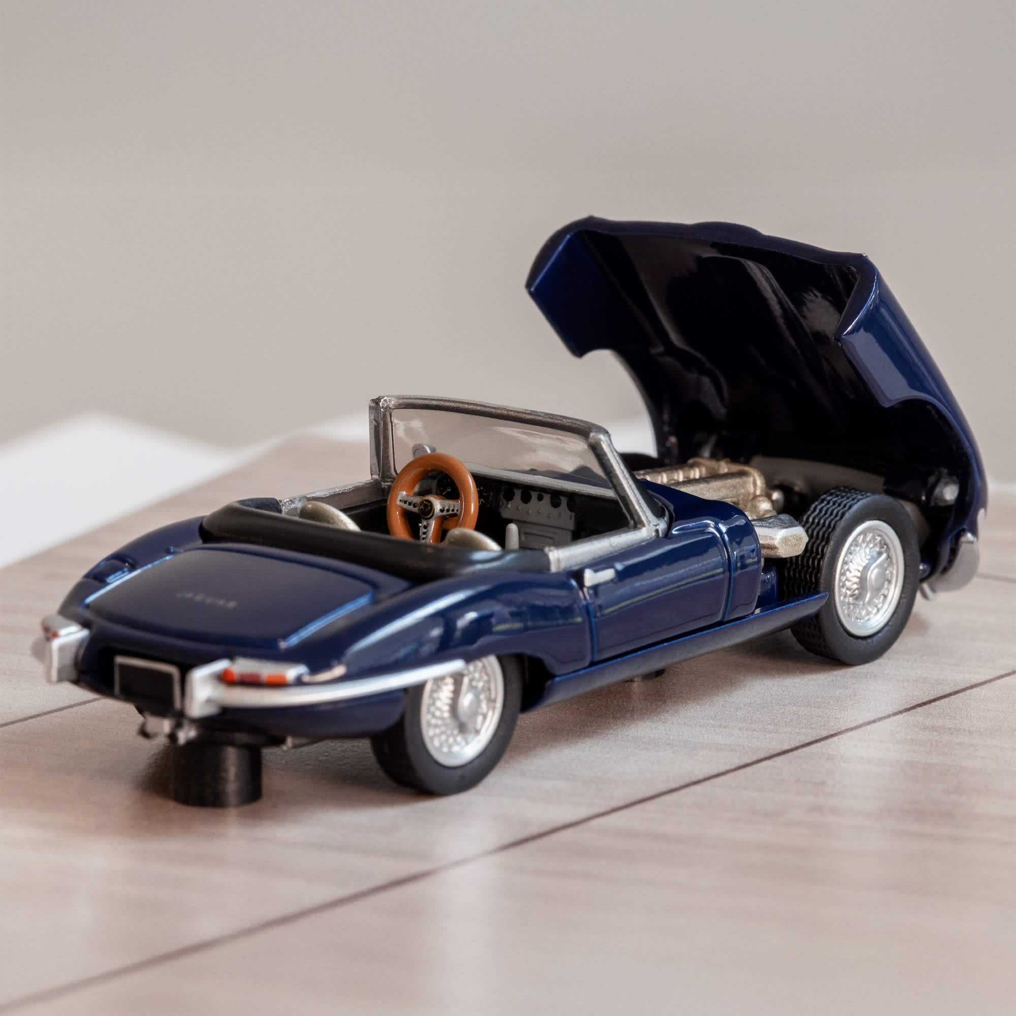 hotwheels NFT JAGUAR E-type ジャガー Hot Wheels x MoMA Jaguar E-Type Roadster