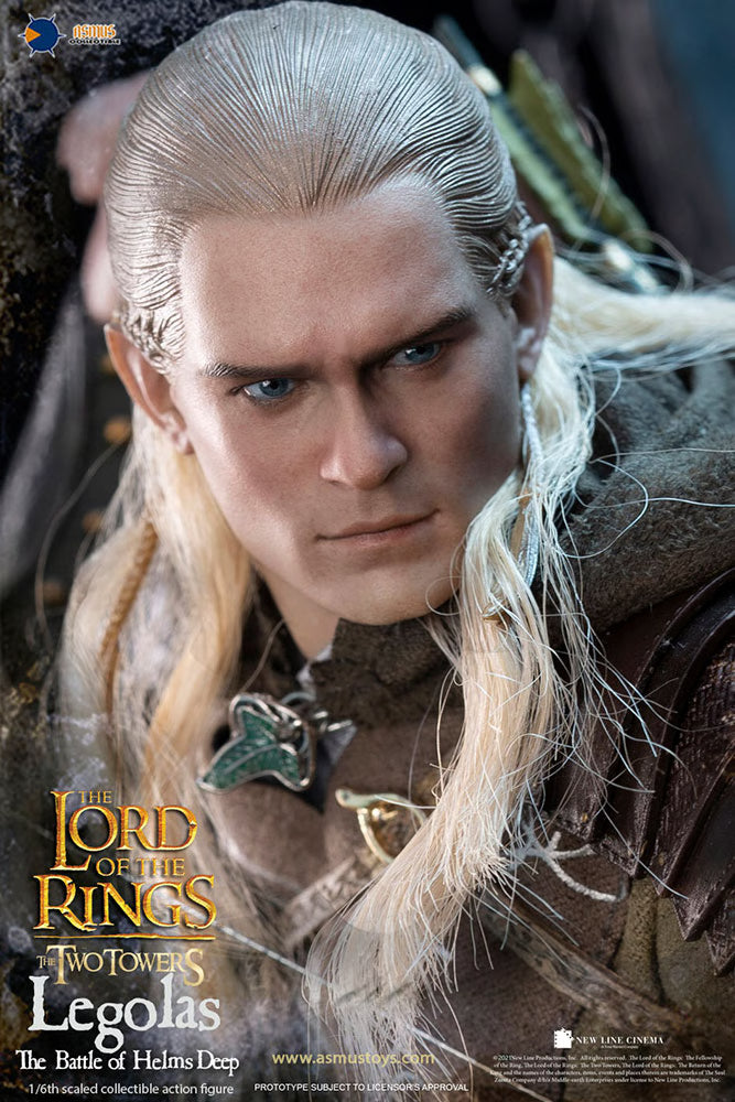 Legolas at Helm's Deep Figure by Asmus Collectible