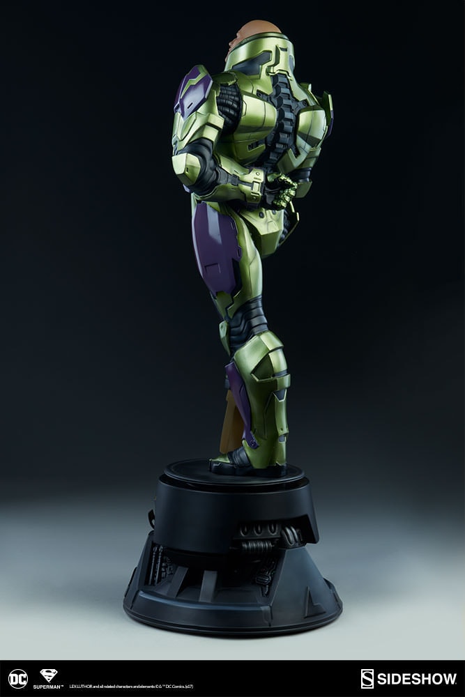 Lex Luthor in Power Suit Premium Format Figure