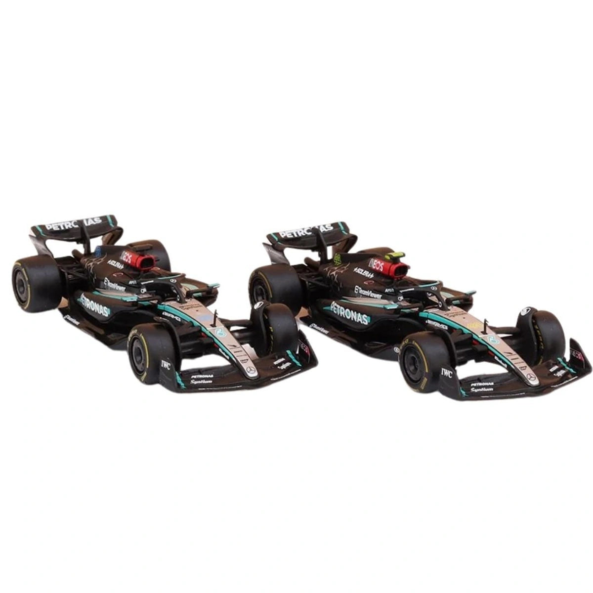 Bburago 1/43 Mercedes-AMG W15 Performance Set of 2 F1 Models #44 Lewis Hamilton #63 George Russel