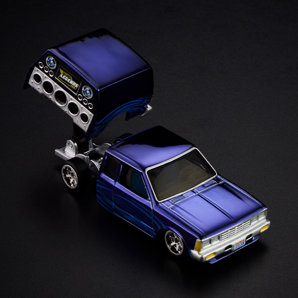 Hot Wheels RLC Exclusive 1986 Nissan 720 King Cab (Legends Tour ver.)