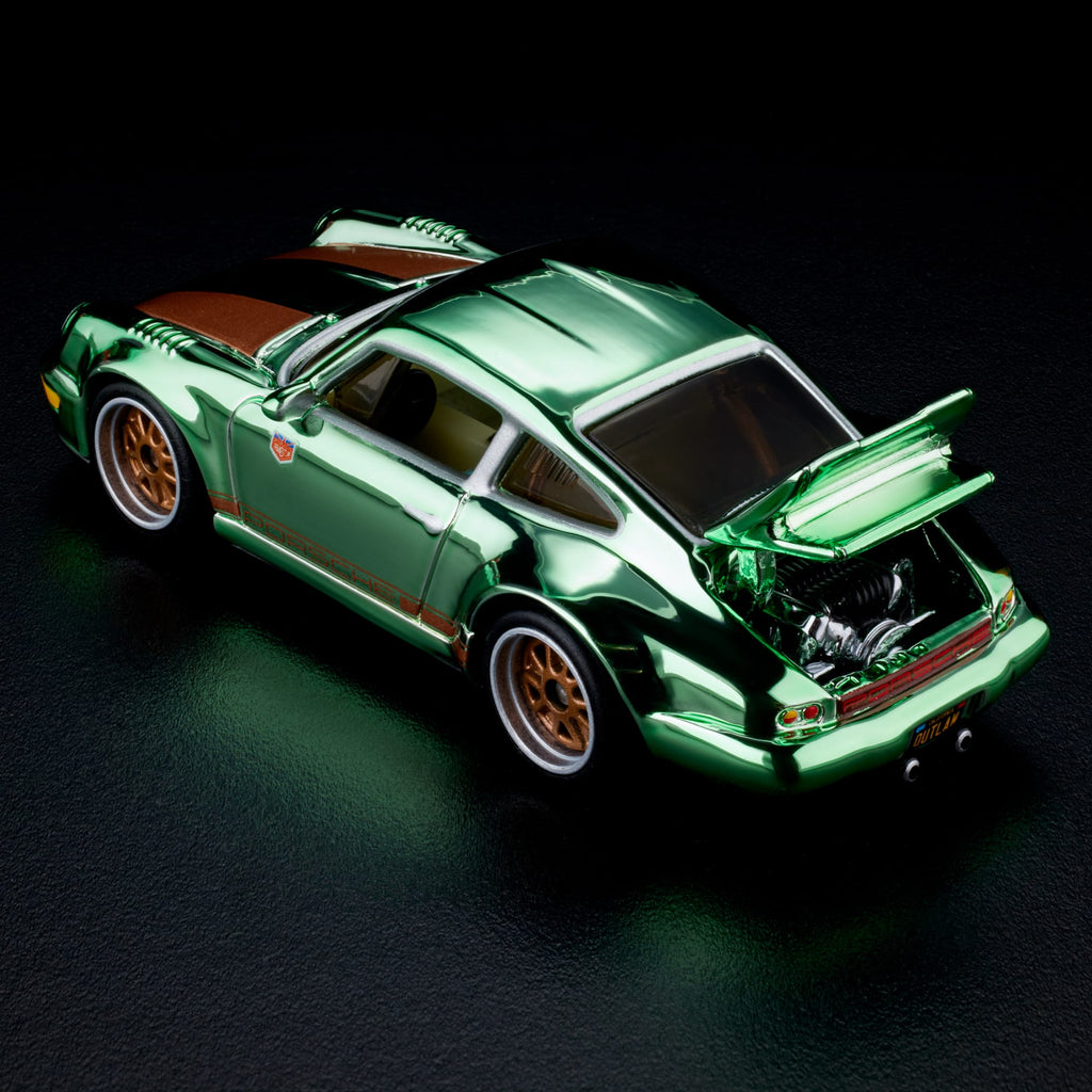 RLC Exclusive Magnus Walker “Urban Outlaw” Porsche 964