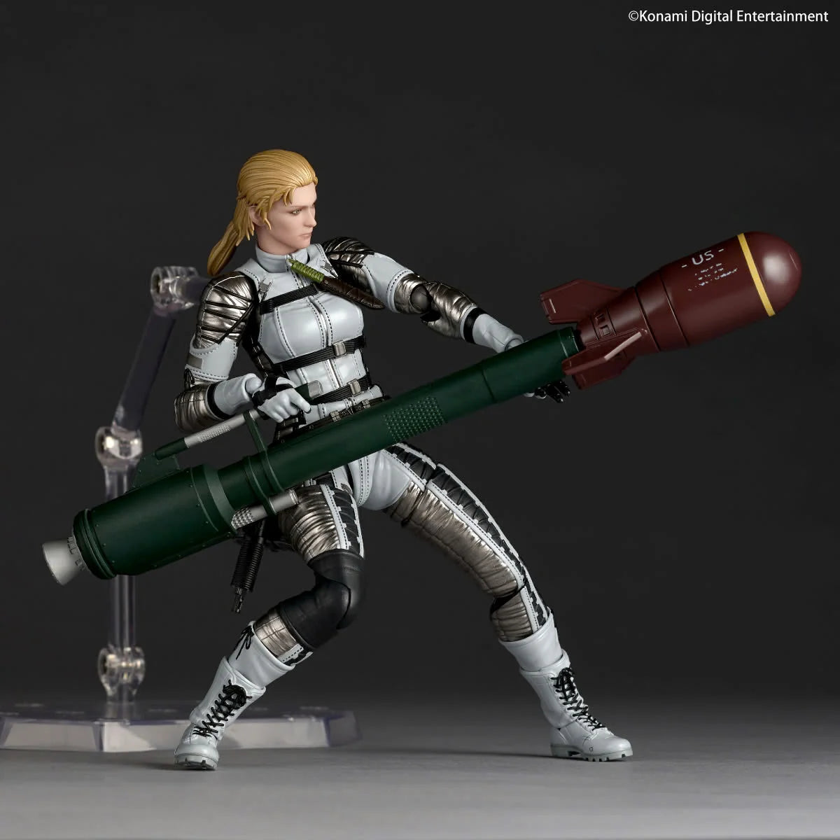 Metal Gear Solid Delta: Snake Eater Amazing Yamaguchi Revoltech NR117 The Boss Action Figure