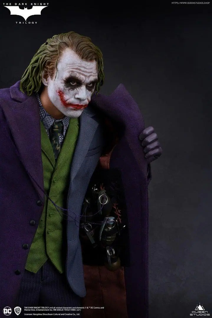Queen Studios The Dark Knight Joker 1/4 Scale Statue