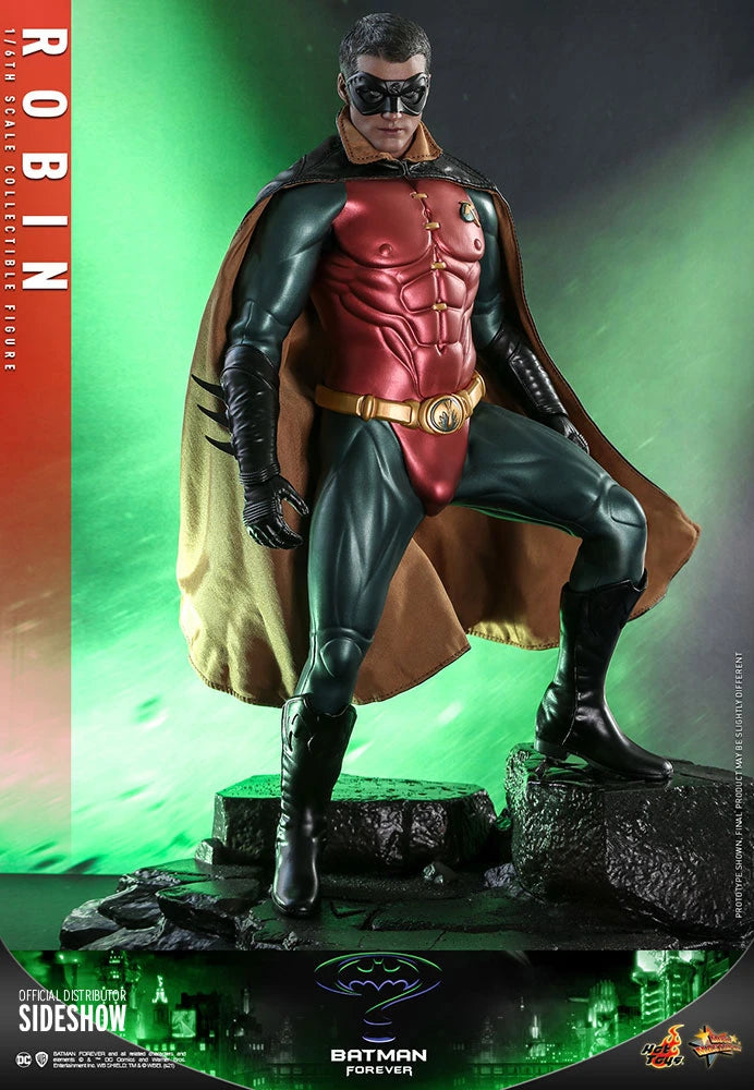 ROBIN Sixth Scale Figure By Hot Toys