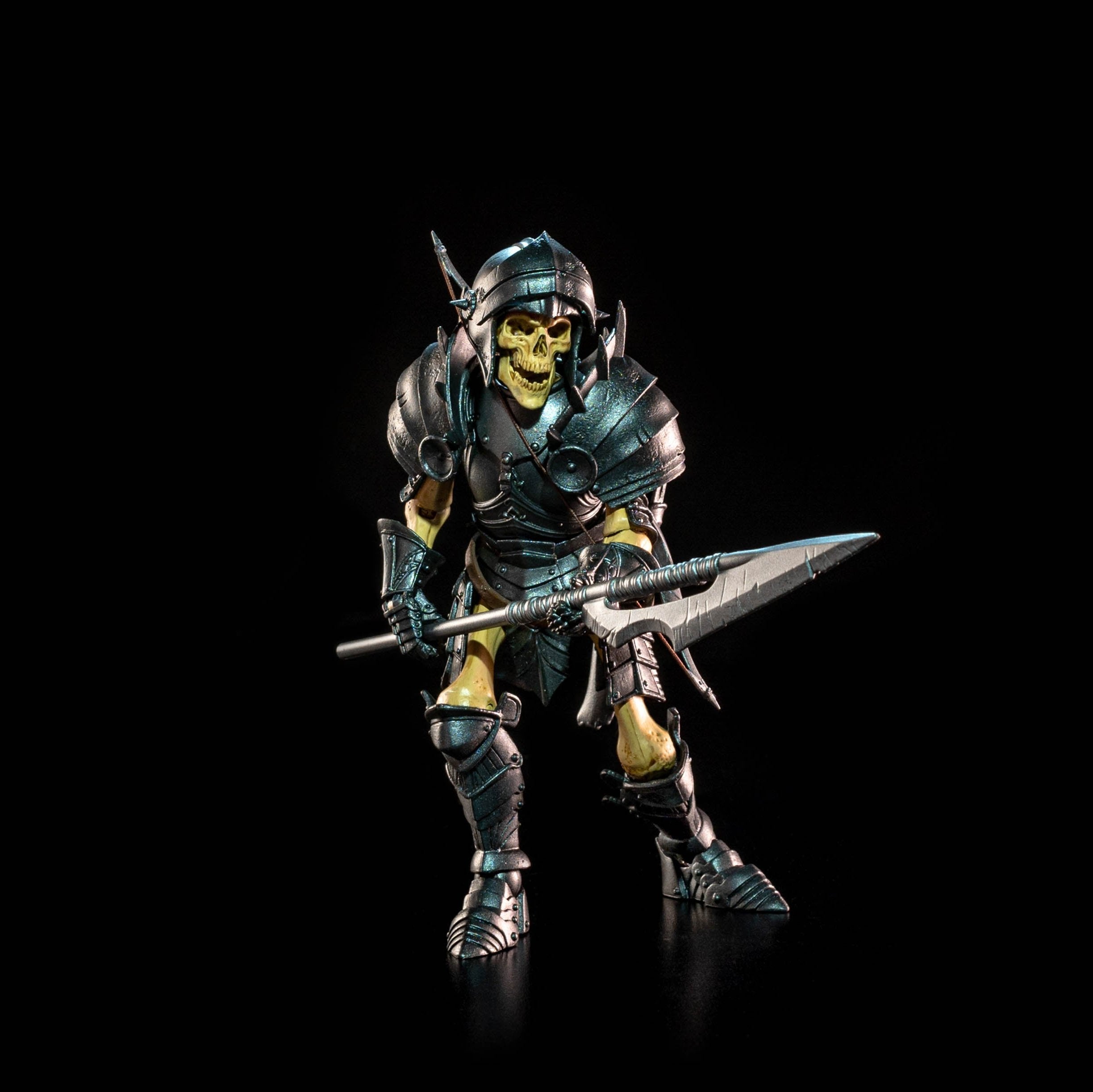 Mythic Legions: Deluxe Skeleton Legion Builder Figure