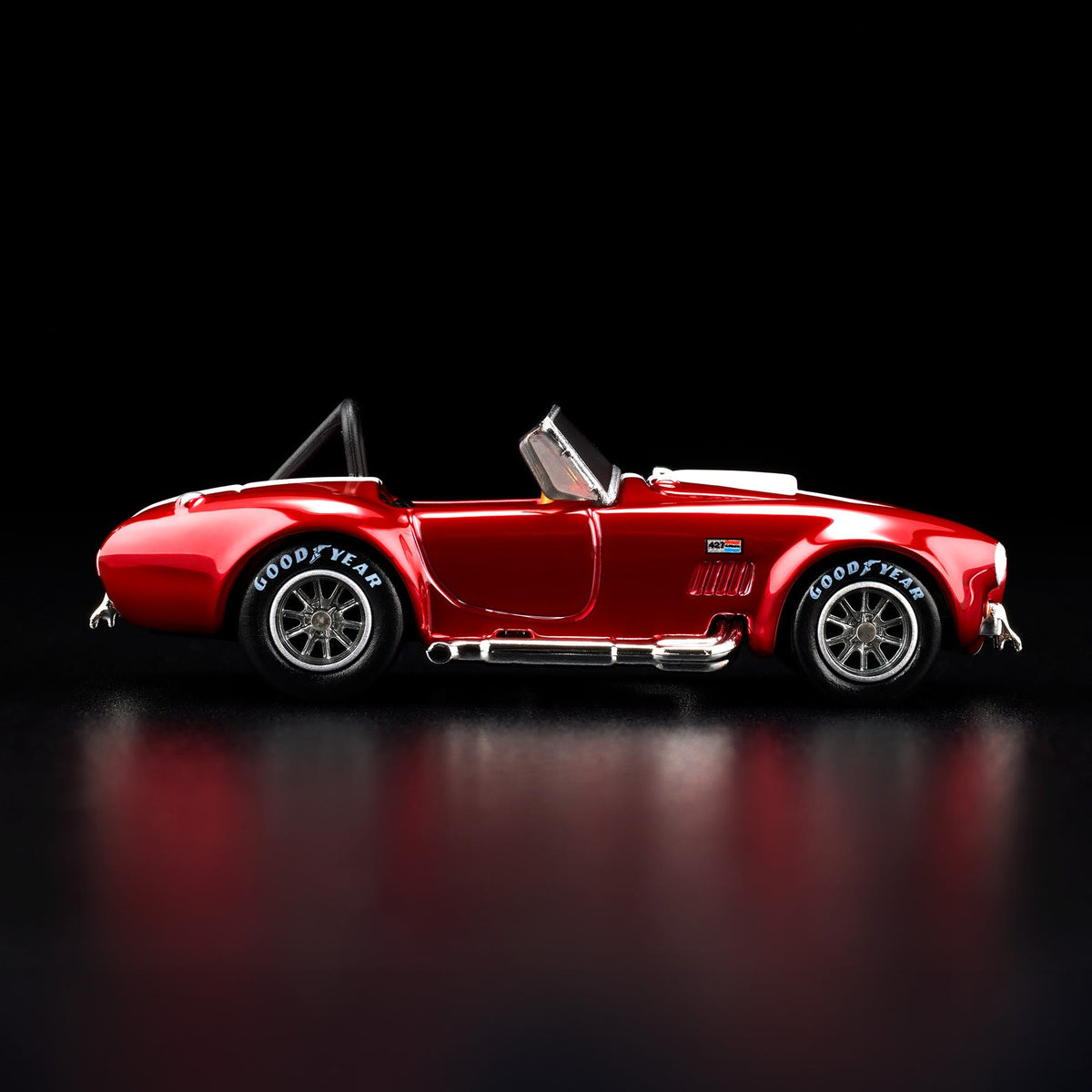 Hot Wheels RLC Exclusive 1965 Shelby Cobra 427 S/C