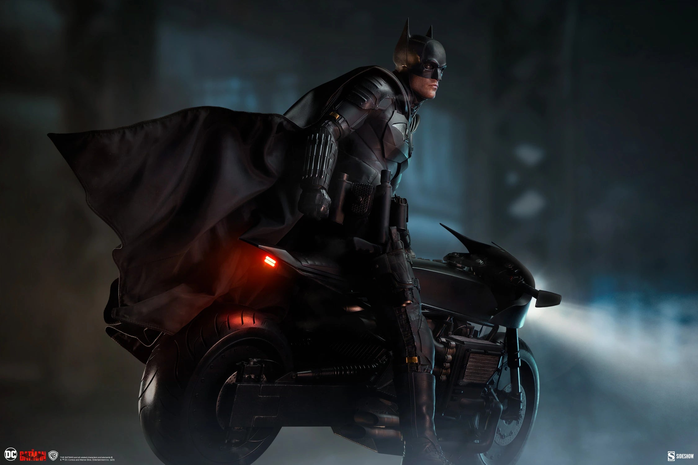 THE BATMAN ON BIKE Premium Format Figure by Sideshow Collectibles