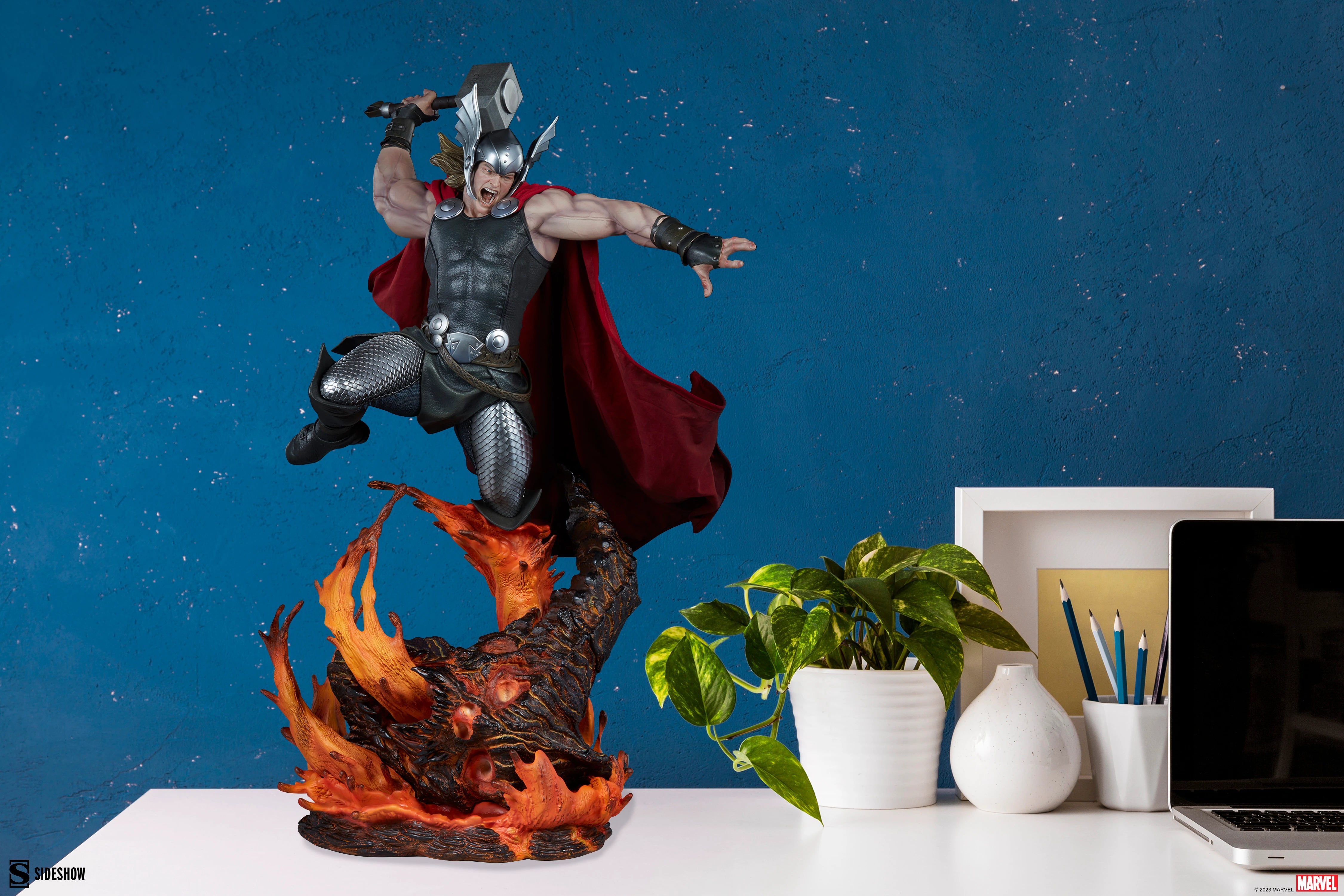 THOR Premium Format Figure By Sideshow Collectibles