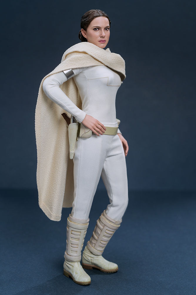 Star Wars: Attack of the Clones Padmé Amidala Sixth Scale Figure By Hot Toys