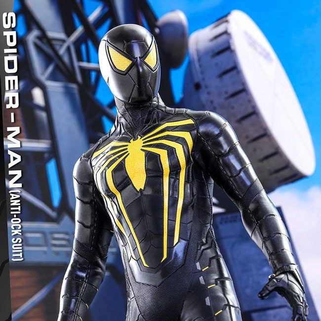 SPIDER-MAN (ANTI-OCK SUIT) By Hot Toys