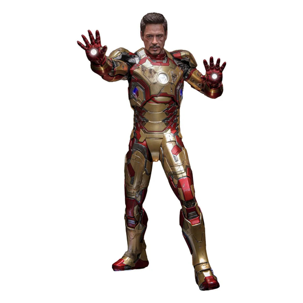 IRON MAN MARK XLII (2.0) DELUXE Sixth Scale Figure by Hot Toys