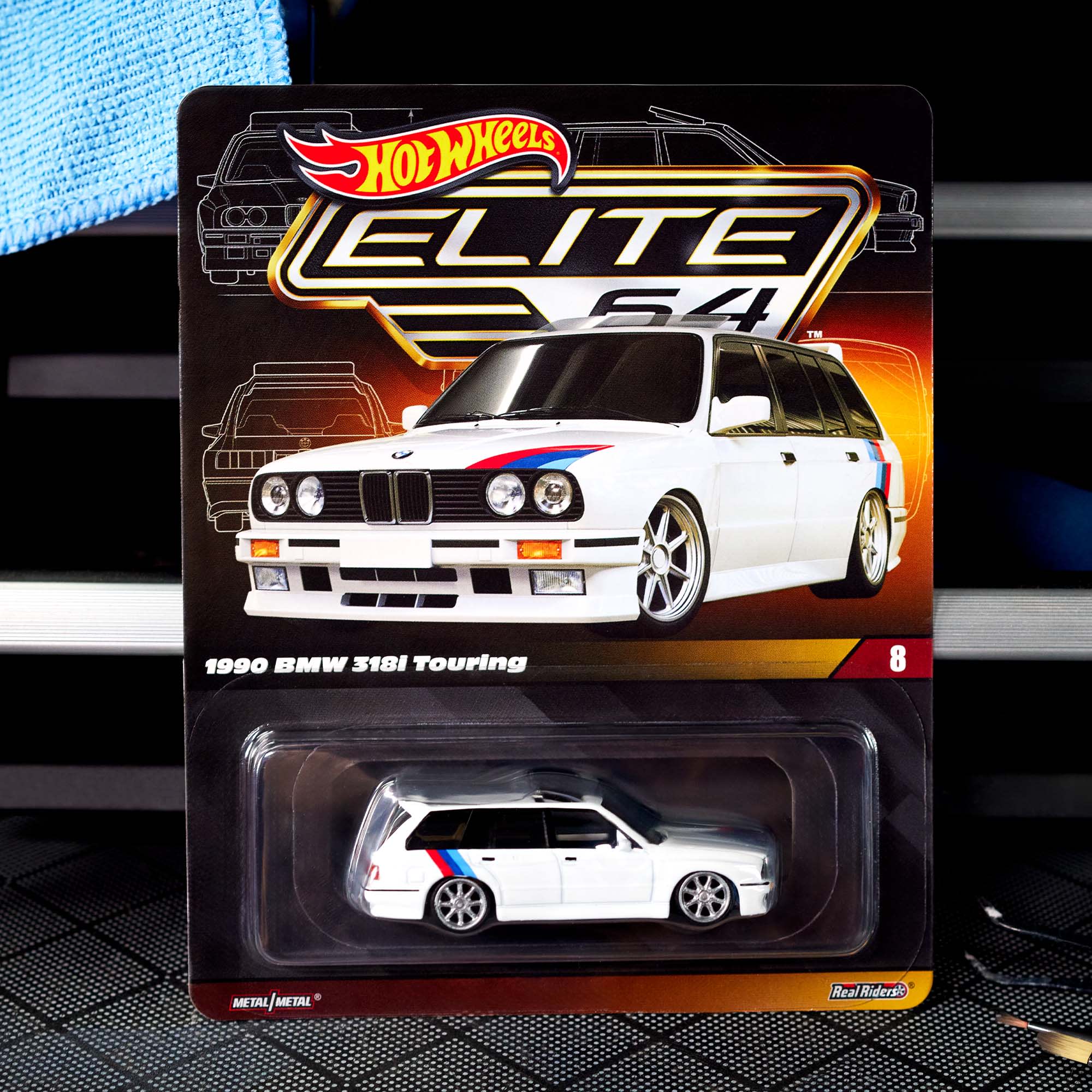 Hot Wheels Exclusive Elite 64 1990 BMW 318i Touring